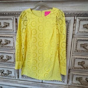 Lilly dress like new